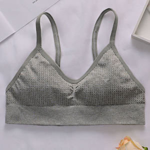 Soutien-gorge sans armatures pour femmes, dos élégant, simple et confortable, sans coutures, style débardeur, pour jeunes femmes, vente en gros - Product Image 3