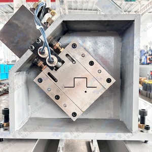 Máquina Formadora de Láminas Galvanizadas HANAU Twist-Off Omega con Motor de Engranajes PLC y Rodamiento 6KW 380V - Product Image 4