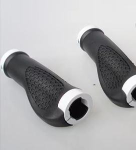 Cubierta de Empuñadura para Bicicleta, Material de Goma, Anillo de Bloqueo de Aleación de Aluminio - Product Image 2