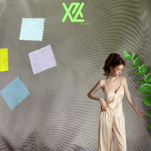 Tissu en gros 40D 180g 82% nylon 18% élasthanne, haute élasticité, léger et respirant <span class=keywords><strong>pour</strong></span> <span class=keywords><strong>sous</strong></span>-vêtements haut <span class=keywords><strong>de</strong></span> gamme, maillots <span class=keywords><strong>de</strong></span> bain et combinaisons <span class=keywords><strong>de</strong></span> plongée - Product Image 4