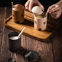 Vente en gros créative étiquette avec logo personnalisé joli pot à condiments en céramique pots à épices de cuisine de luxe uniques avec cuillère