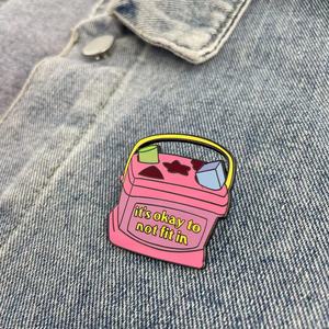 Distintivo personalizzato va bene non adattarsi alla vendita a caldo di spilla rosa spilla per abbigliamento regalo di Natale spille personalizzate In smalto morbido - Product Image 3
