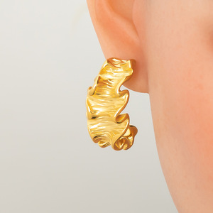 Fashion <b>Stud</b> Earrings Wave Geometry Electroplated 18K Gold <b>Titanium</b> Steel Party Jewelry Women's Earrings EH11210 - Product Image 3