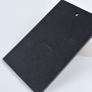 Venta al por mayor diseño negro prenda Swing Hany etiqueta etiquetas de papel personalizado 1000g 2000G etiqueta colgante gruesa - Product Image 2
