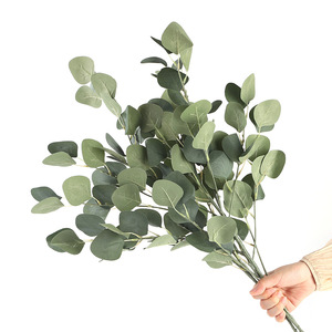 Bouquet de feuilles d'eucalyptus artificielles 30cm-100cm, fleurs en soie pour la décoration de la maison, mariage, usage intérieur et sur bureau - Product Image 5