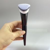Pinceau de maquillage parfait et doux unique Pinceau de maquillage pour fond de teint cosmétique de marque privée