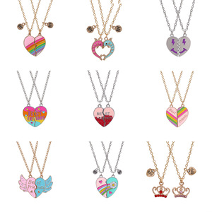 Set Regalo Collana con Ciondolo a Cuore Magnetico Trendy per Migliori Amiche, Placcato Oro con Gocce Colorate - Product Image 6