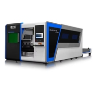 Machine de découpe laser à fibre 3000W à succès commercial, fonctionnement stable, machine de découpe laser à fibre CNC pour tôles métalliques