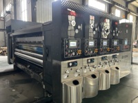 Machine de fabrication de boîtes en carton ondulé, machine d'impression flexographique à grande vitesse, machine de découpe et de rainurage