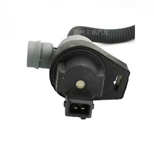 Soupape solénoïde de tuyau de respiration du réservoir de carburant 13907618643 pour voitures BMW E70 E60 - Product Image 3