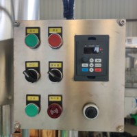 Machine de remplissage de bouchons en aluminium électrique, canettes/bouteilles de boissons, nouvelle condition, moteur de pompe 220V, conduite par PLC