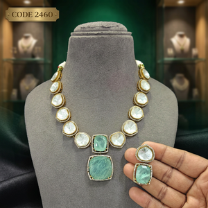 Elegante Conjunto de Collar con Colgante de Corte Cojín Verde Menta, Joyería Tradicional para Boda, Collar de Diseño Premium - Product Image 3