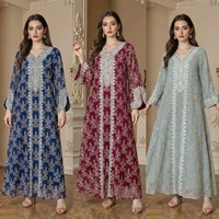 Robe longue musulmane de luxe multicolore en dentelle blanche brodée en mousseline de Dubaï 2026, col en V, manches trois quarts, tenue modeste