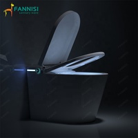 WC intelligent automatique à poser au sol avec siège chauffant et réservoir d'eau intégré