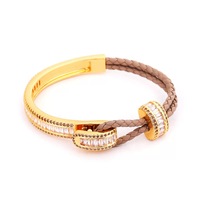 Bracelet pour femme tendance et coloré, avec fermoir fer à cheval en zircon carré, en fer électroplaqué, motif paix, cadeau délicat et à la mode