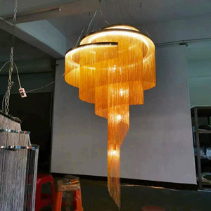 Lustre créatif <span class=keywords><strong>de</strong></span> style nordique postmoderne, luminaire suspendu moderne <span class=keywords><strong>de</strong></span> luxe pour mariage, <span class=keywords><strong>en</strong></span> <span class=keywords><strong>fer</strong></span> <span class=keywords><strong>forgé</strong></span> et aluminium avec franges <span class=keywords><strong>en</strong></span> chaîne à pampilles - Product Image 4