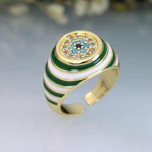 Bague ouverte réglable à motif ondulé texturé pour femme - Product Image 5