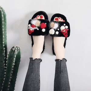 Scarpetta natalizia calda e morbida scarpetta <span class=keywords><strong>da</strong></span> <span class=keywords><strong>casa</strong></span> in morbido peluche <span class=keywords><strong>da</strong></span> donna <span class=keywords><strong>ciabatte</strong></span> <span class=keywords><strong>da</strong></span> donna in pelliccia invernale antiscivolo - Product Image 3