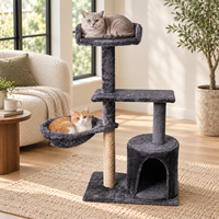 Arbre à chat moderne et populaire pour appartement, avec paniers et perchoirs