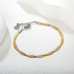 Pulsera de Cadena de Doble Capa con Diseño Geométrico, Chapada en Oro de 18k, Acero Inoxidable, Joyería de Moda Unisex - Product Image 1