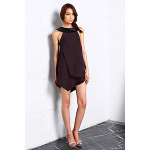 Abito Asimmetrico con Motivi Floreali in Rilievo - Product Image 5