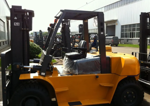 Nueva carretilla elevadora LG80DT con accesorios opcionales y certificación CE/Euro, 1 año de garantía/2000 horas - Product Image 5