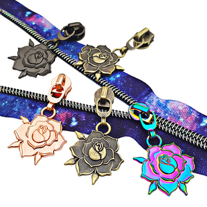 <span class=keywords><strong>2022</strong></span>, superventas, accesorios de bolsa de Color arcoíris, tirador de cremallera de Metal colorido/Tirador, deslizador de cremallera con logotipo de libélula personalizado - Product Image 6