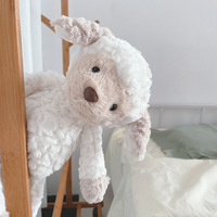 Nouveau Style doux en peluche blanc mouton agneau poupée tissé Polyester dessin animé peluche jouet pour la maison pique-nique voyage cadeau avion utilisation