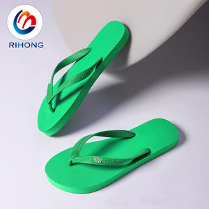 2024 été <span class=keywords><strong>semelle</strong></span> plate string eva mousse diapositives sandale logo personnalisé designer <span class=keywords><strong>tongs</strong></span> en caoutchouc pour hommes - Product Image 5