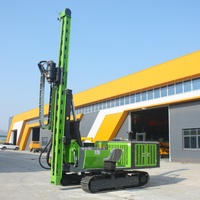 Machine de piquage solaire robuste, engin hydraulique sur chenilles, équipement d'installation photovoltaïque, système de montage au sol pour la construction