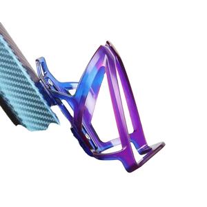 Porte-bouteille d'eau pour vélo de montagne et vélo de route en PC bicolore - Product Image 1