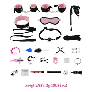 24 pz/set prodotti del sesso giocattoli erotici per adulti BDSM Sex Bondage Set manette morsetti per capezzoli bavaglio frusta corda giocattoli del sesso per le coppie