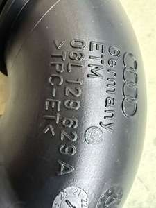 ท่อเชื่อมต่อระบบระบายอากาศเครื่องยนต์ รุ่น 06L129629A สำหรับรถยนต์ Audi A4 F5 ของแท้คุณภาพสูง ใหม่เอี่ยม จัดส่งรวดเร็ว - Product Image 6