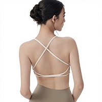 Soutien-gorge de sport respirant BR498 pour femme avec coussinets amovibles, fines bretelles et dos croisé
