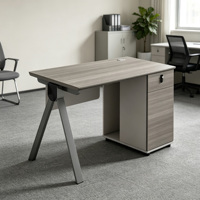 1 bureau d'employé, mobilier de bureau au style simple et moderne avec fonction de rangement par tiroirs
