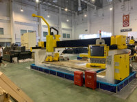 Máquina de Corte de Piedra con Sierra de Puente de 5 Ejes, Router CNC con Servomotor y Caja de Cambios para Corte de Granito y Piedra Artificial