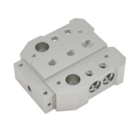 Composants de machines industrielles en acier inoxydable usinés CNC sur mesure de haute précision, pièces mécaniques robustes