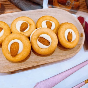 Biscuits originaux classiques au chocolat, biscuits sandwich, texture croustillante, garniture riche en crème - Product Image 6