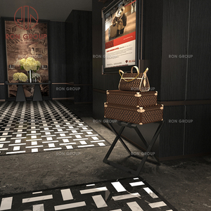 <span class=keywords><strong>Porte</strong></span>-bagages de luxe brun avec valises et sacs pour hôtel, restaurant, café, ensemble de rangement - Product Image 3