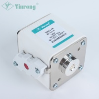 Fusible Yinrong DC 1000V à action rapide, faible I2t, courant élevé AR 200kA, corps carré, 315A-1400A pour la traction des transports ferroviaires et l'industrie lourde