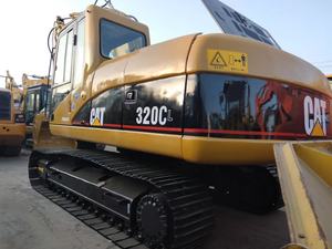 Excavatrice sur chenilles Caterpillar d'occasion 320C, 20T (20 tonnes), performances fiables, pour travaux agricoles et terrassement (modèles 320CL, 320D, 320D2, 320D2L, 320DL) - Product Image 2
