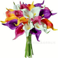 Calla-Lilien Künstliche Blumen PU-Textur Realistische Handgefertigte Weiße Blumen für Hochzeit Heim-Dekoration und Tisch-Centerpieces