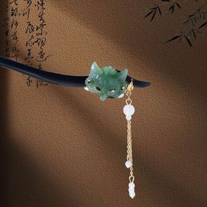 Horquillas de estilo chino con borlas, horquillas de madera con jade verde y diseño de zorro, accesorios para el cabello para atuendos Hanfu, horquilla tipo palillo - Product Image 2