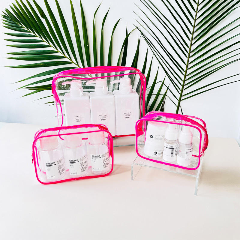 สีชมพูร้อน