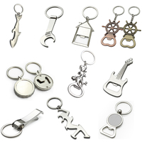 40 Stile Individuelles Logo Blanko Metall Sublimations-Schlüsselanhänger Flaschenöffner Mini Metall Sublimations-Auto-Bierflaschenöffner Schlüsselanhänger