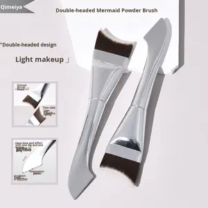 Brocha de maquillaje de doble punta con forma de cola de sirena, brocha curva para base, brocha para mascarillas, brocha de maquillaje con raspador. - Product Image 1