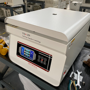 Klinische 4000 Rpm Spuit Zelfvet Transplantatie Stamcel Cosmetische Medische <span class=keywords><strong>Centrifuge</strong></span> - Product Image 6