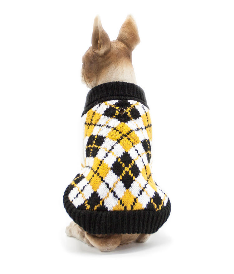 สีเหลือง