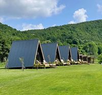 Petite Maison Préfabriquée en Bois en Forme de A - Chalet en Rondins Matériaux Naturels