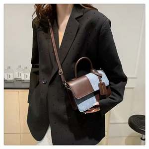 I-0302 Vente en gros de sacs à main pour femmes en cuir PU tendance, sacs carrés sous le bras, sacs bandoulière, couleur unie, bloc de couleurs, sacs à bandoulière - Product Image 3